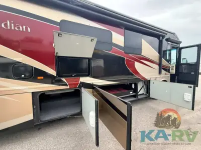 2014 Itasca Meridian 42E photo 43