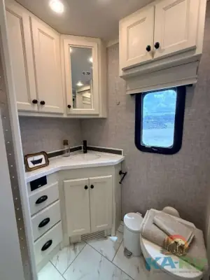 2025 Tiffin Motorhomes ALLEGRO BAY 38AB photo 36