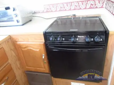 2005 Keystone Sprinter Copper Canyon 293 FWSLS photo 12