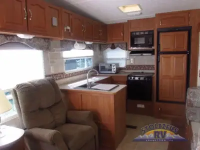 2005 Keystone Sprinter Copper Canyon 293 FWSLS photo 6