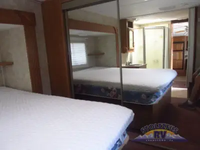 2005 Keystone Sprinter Copper Canyon 293 FWSLS photo 17