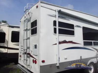 2005 Keystone Sprinter Copper Canyon 293 FWSLS photo 4