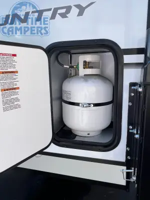 2025 Travel Lite UP COUNTRY 775U photo 6
