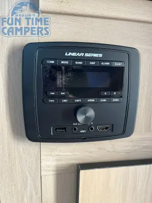 2025 Travel Lite UP COUNTRY 775U photo 18