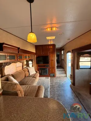 2014 Keystone COUGAR 331MKS photo 30