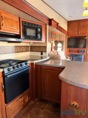 2014 Keystone COUGAR 331MKS photo 33