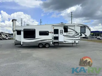2014 Keystone COUGAR 331MKS photo 15