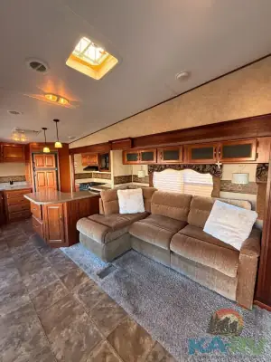 2014 Keystone COUGAR 331MKS photo 35