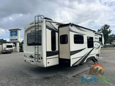 2014 Keystone COUGAR 331MKS photo 4