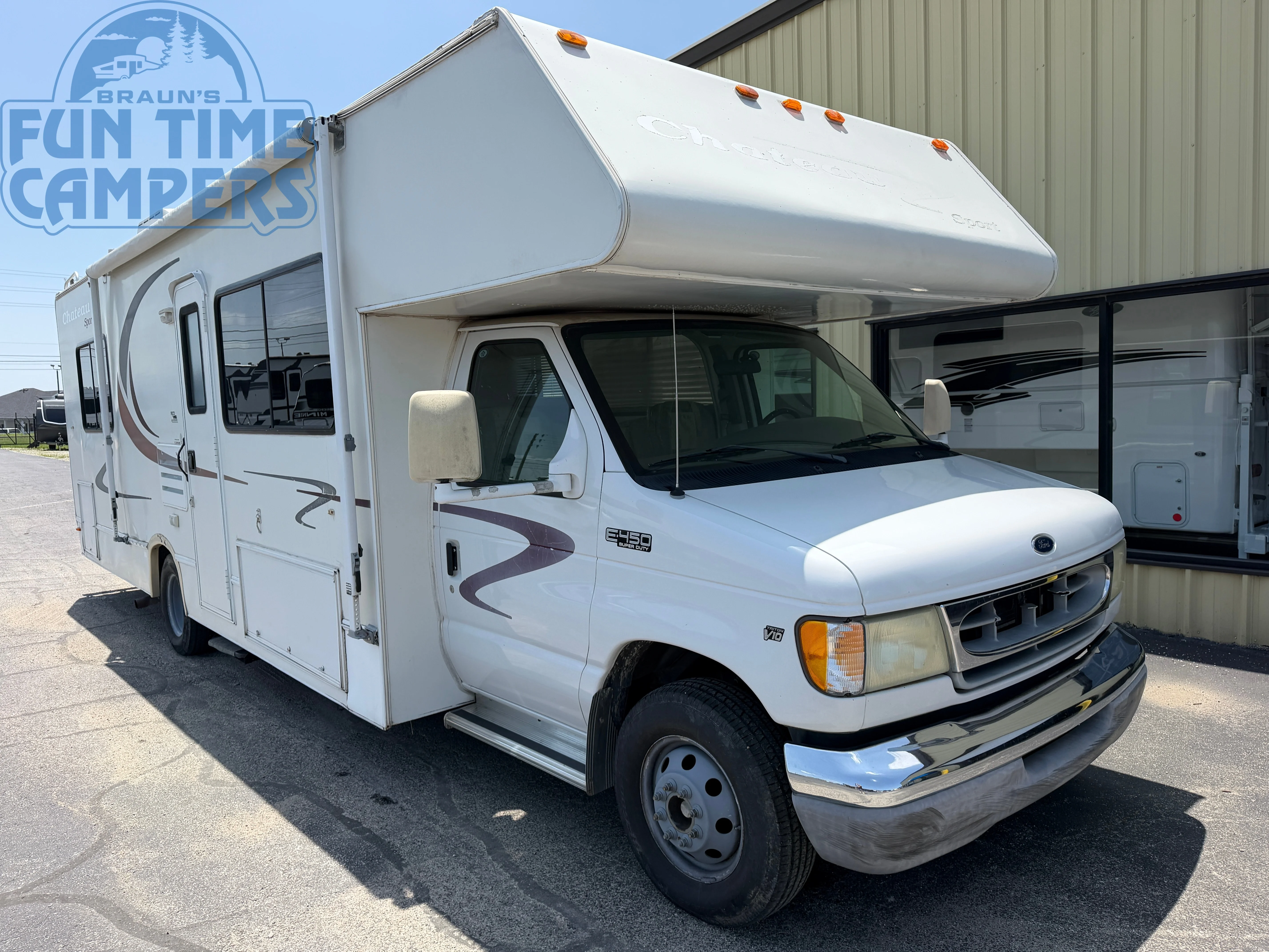 2003 Four Winds CHATEAU SPORT 28D exterior