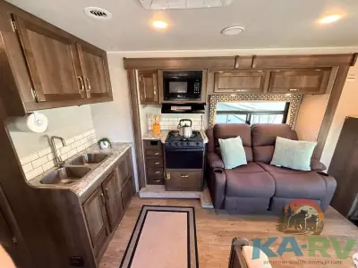 2018 Jayco REDHAWK 31XL photo 10