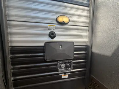 2019 Forest River CHEROKEE 304BS photo 9