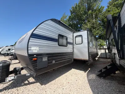 2019 Forest River CHEROKEE 304BS photo 7