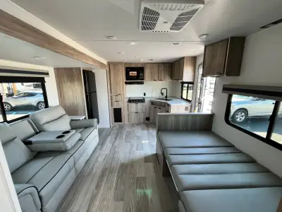 2025 Winnebago ACCESS 28FK photo 26