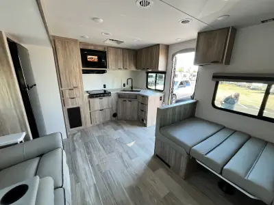 2025 Winnebago ACCESS 28FK photo 27