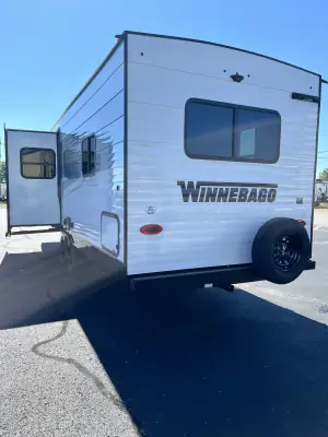 2025 Winnebago ACCESS 28FK photo 4