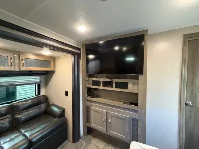 2020 Palomino Puma 32RBFQ photo 5