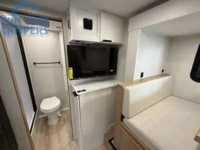 2027 Winnebago MICRO MINNIE 2108DS photo 19