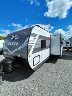2027 Jayco Jay Flight 263BHS photo 3