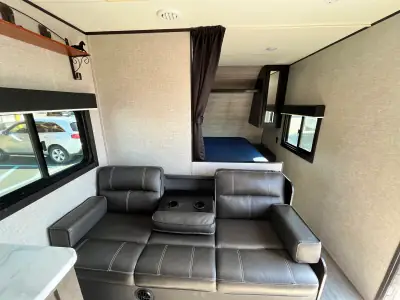 2022 Jayco JAY FLIGHT 264BH SLX photo 15