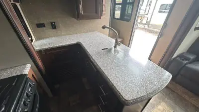 2017 Keystone Fuzion Fifth Wheel TH 371 photo 42