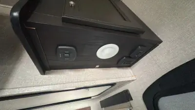 2017 Keystone Fuzion Fifth Wheel TH 371 photo 30