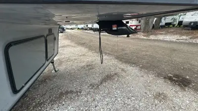 2017 Keystone Fuzion Fifth Wheel TH 371 photo 52
