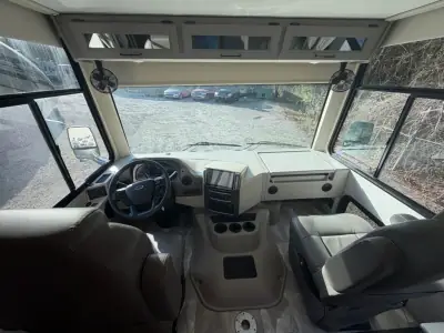 2023 Thor Motor Coach WINDSPORT 29M photo 12