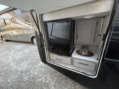 2023 Thor Motor Coach WINDSPORT 29M photo 4