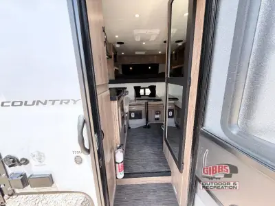2026 Travel Lite Up Country 775U photo 12