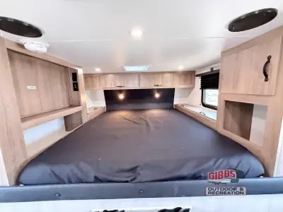 2026 Travel Lite Up Country 775U photo 15