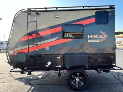 2023 Winnebago HIKE 100 H1316DB photo 11