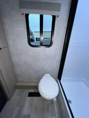 2025 Winnebago MINNIE 2730FK photo 31