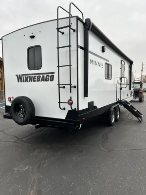 2025 Winnebago MINNIE 2730FK photo 5