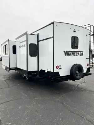 2025 Winnebago MINNIE 2730FK photo 4