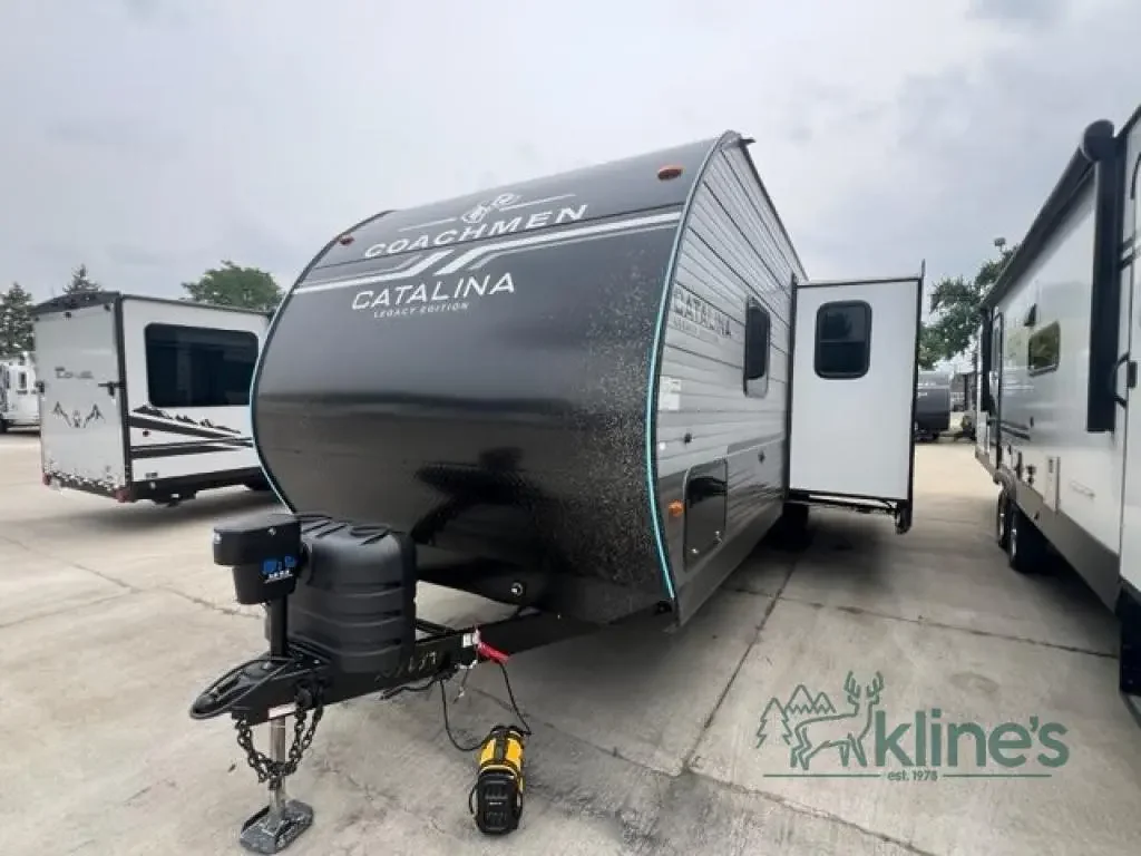 2027 Coachmen Catalina Legacy Edition 243RBS exterior
