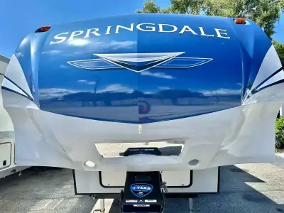 2021 Keystone Springdale Fifth Wheel 300FWBH photo 3