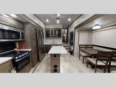 2022 Forest River Rockwood Ultra Lite 2893BS photo 30