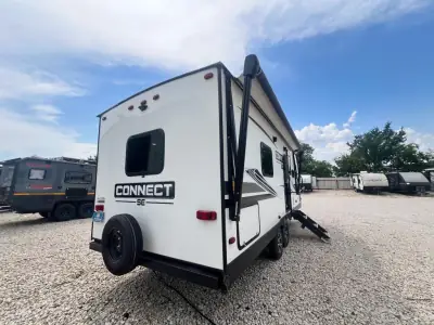 2021 K-Z Connect SE C221FKKSE photo 45