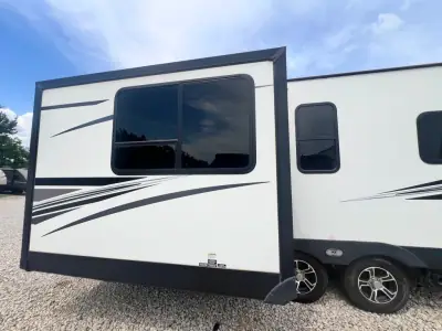 2021 K-Z Connect SE C221FKKSE photo 53