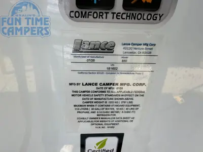 2027 Lance 850 TRUCK CAMPER photo 10