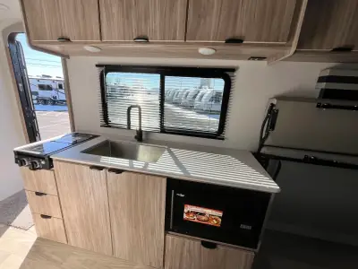 2024 Winnebago M-SERIES 2225MK photo 13