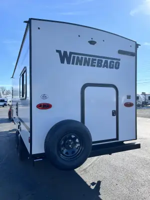 2024 Winnebago M-SERIES 2225MK photo 4