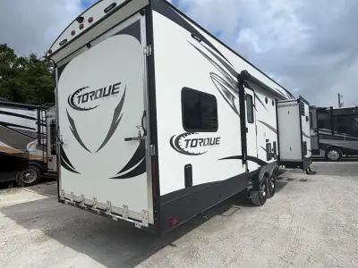 2017 Heartland TORQUE T31 photo 5