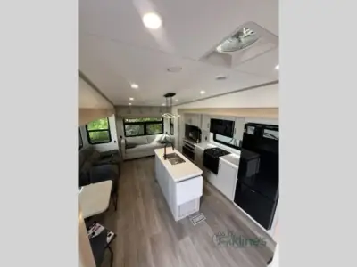 2027 K-Z Ridgeway 31RL photo 10