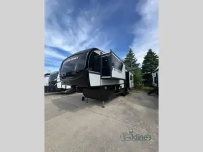 2027 K-Z Ridgeway 31RL photo 3