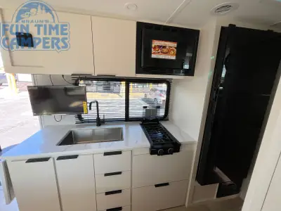 2026 Winnebago MICRO MINNIE 1800BH photo 17