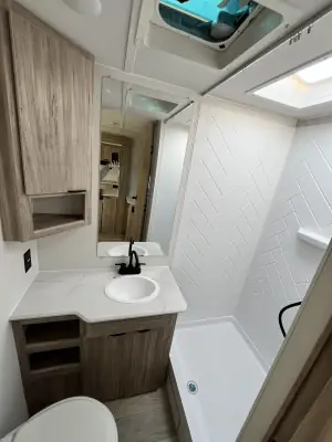 2024 Winnebago ACCESS 25ML photo 25