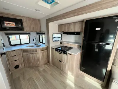 2024 Winnebago ACCESS 25ML photo 18