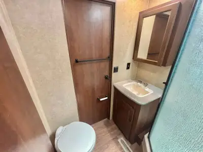 2015 Jayco Eagle 306RKDS photo 13